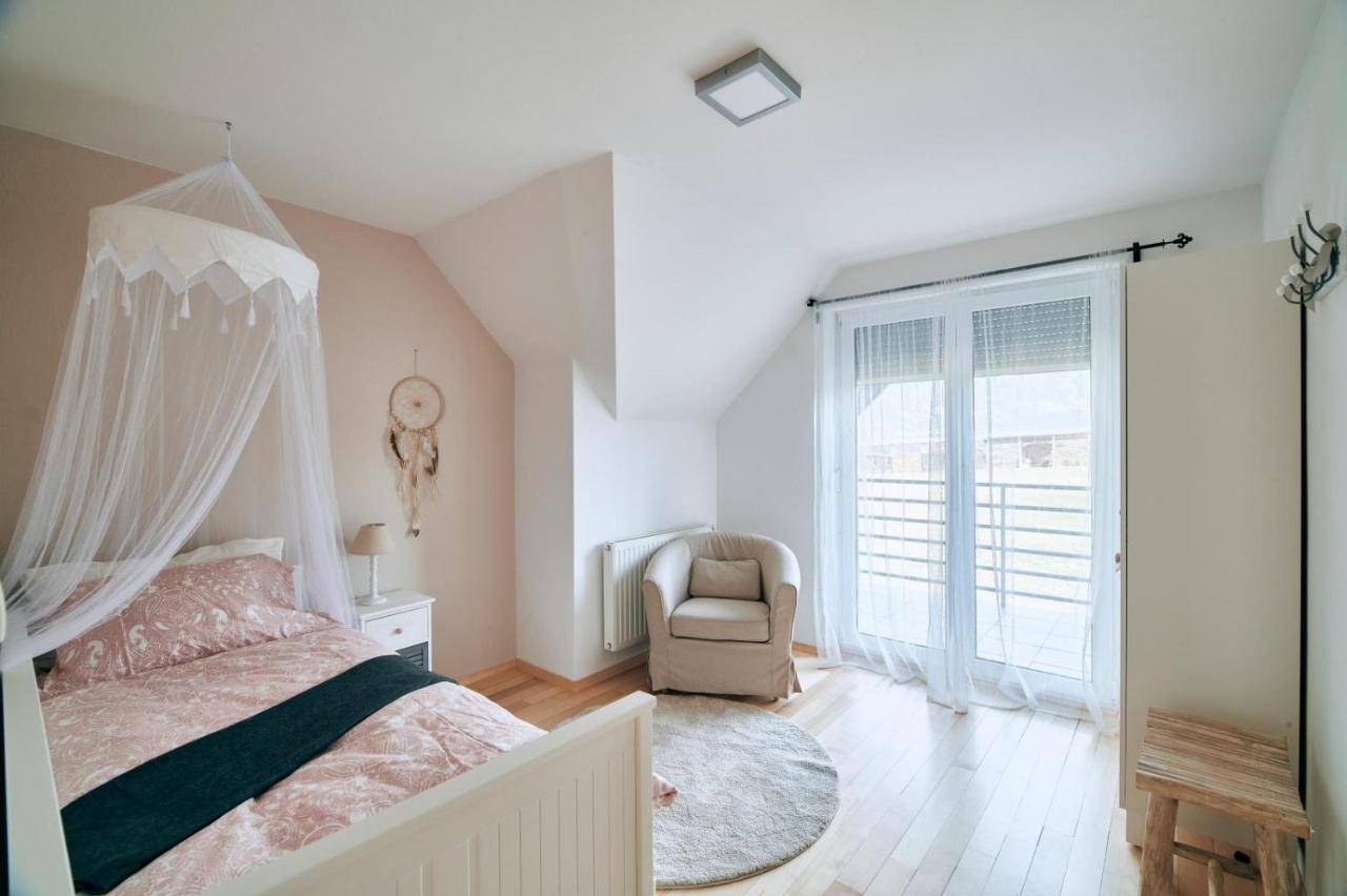블레드 House Eden With Mountain Views 아파트 외부 사진